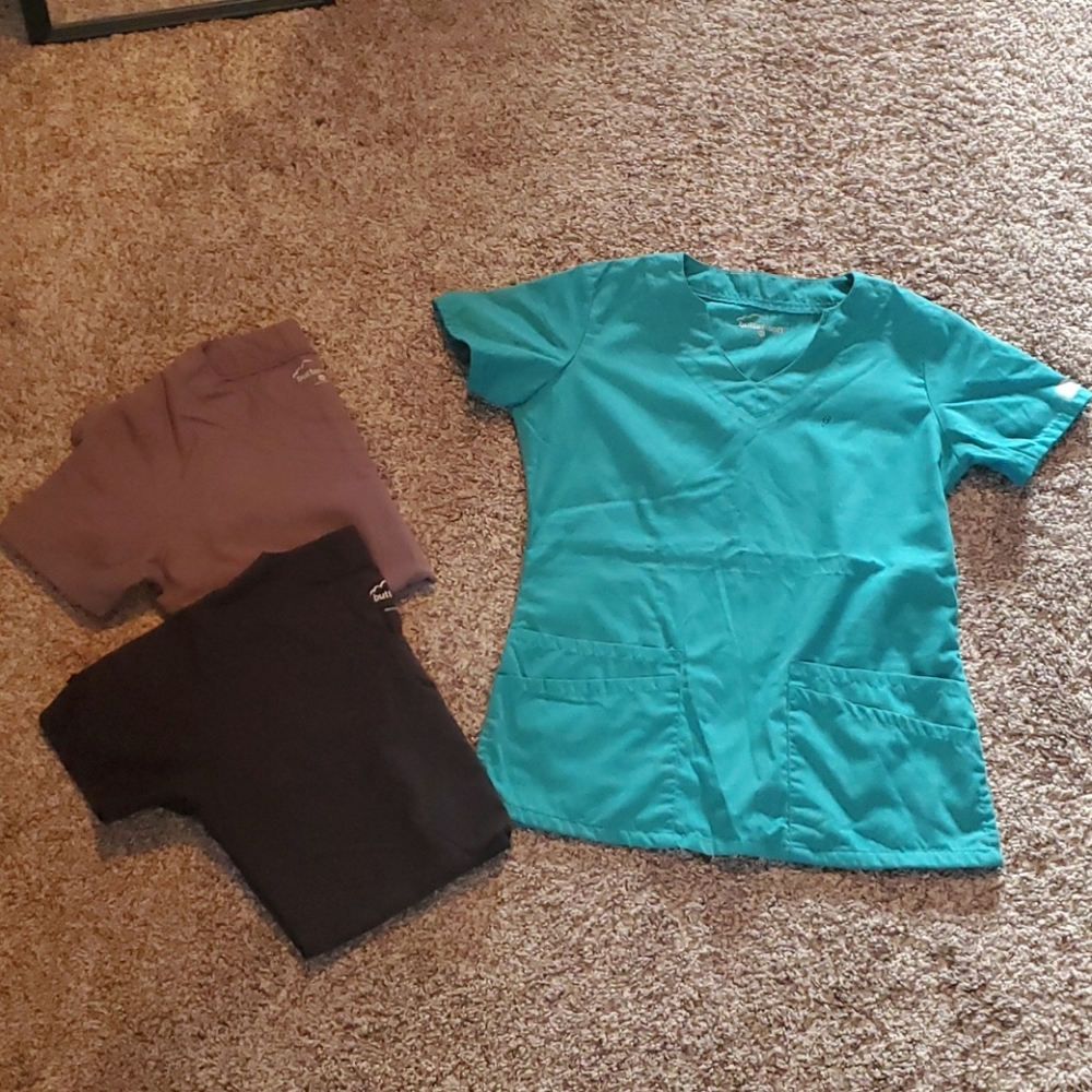 Xs scrub tops